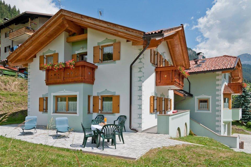 Апартаменты Cesa La Doe Majons Кампителло-ди-Фасса Экстерьер фото